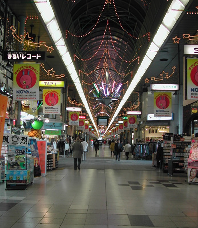 松山銀天街アーケード