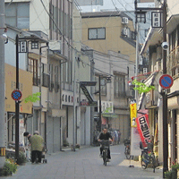 松山柳井町　街路灯